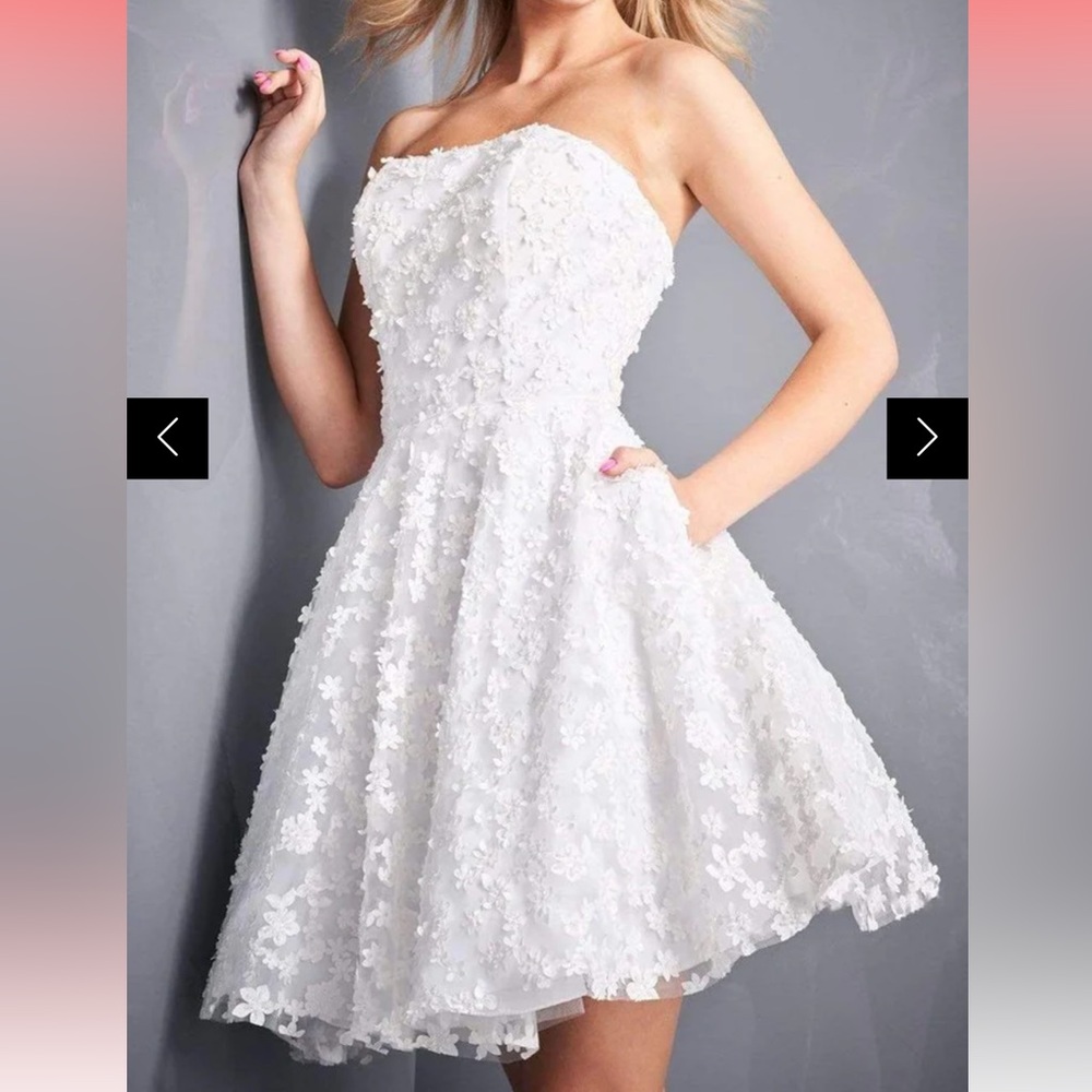 Jovani - 02564 Strapless Floral Appliqued A-Line Dress